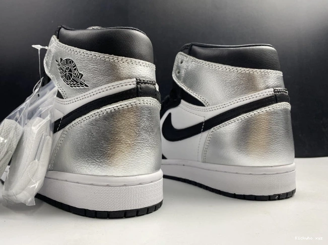 OG CD0461-001 SILVER AIR 1 HIGH JORDAN WMNS TOE 0617